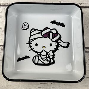 New Hello Kitty Halloween Mummy Square Cake Brownie Baking Pan‎ By Sanrio White